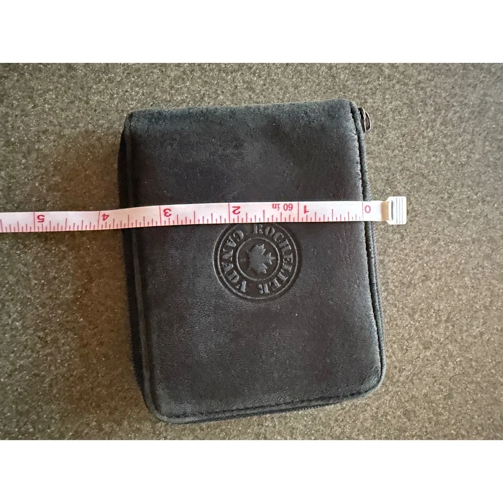 Richelieu Canada Mens Black Deerskin Leather Zip Around Bifold Wallet Maple Leaf